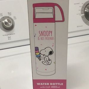 Peanuts water bottle